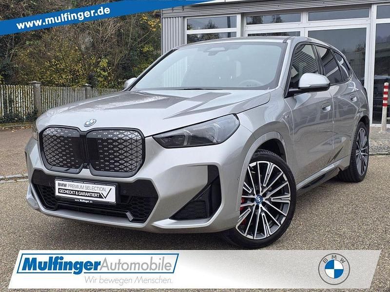 Spacesilber Gebraucht 2024 BMW iX1 M Sport SUV | 49.900 € (Teuer) - Bild 1/4