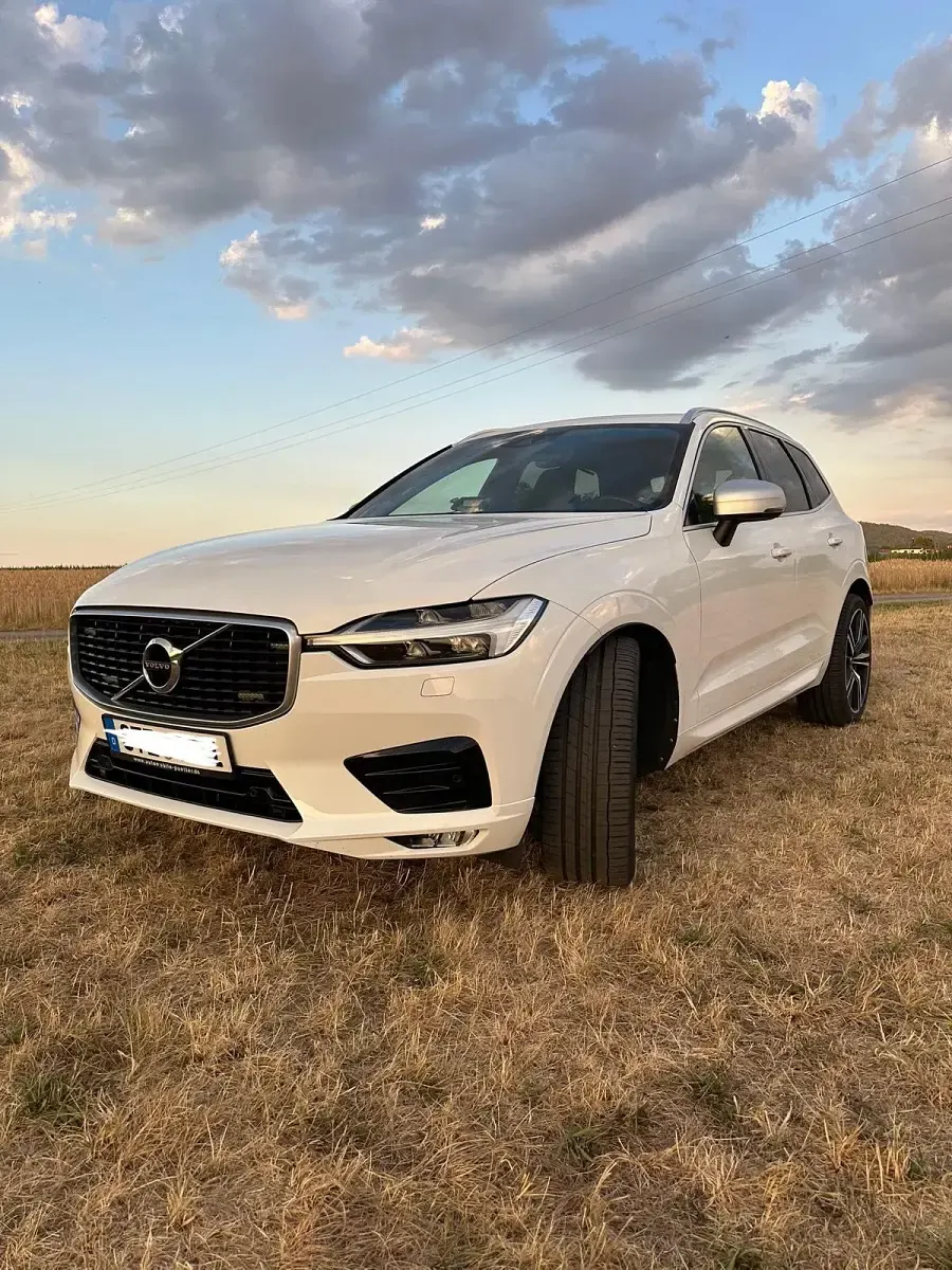 Gebraucht Volvo XC60 R-Design 238 PS (175 kW) 2017 Weiß SUV