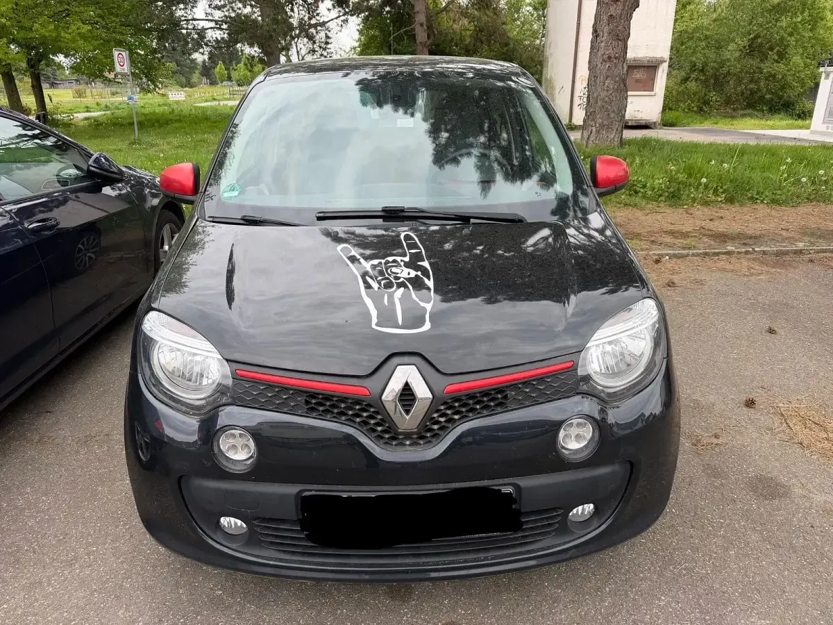 Second-hand Renault Twingo Luxe 90 CP (66 kW) 2015 Negru Hatchback