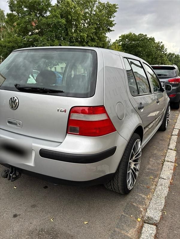 Gebraucht VW Golf IV 101 PS (74 kW) 2003 Silber Kleinwagen