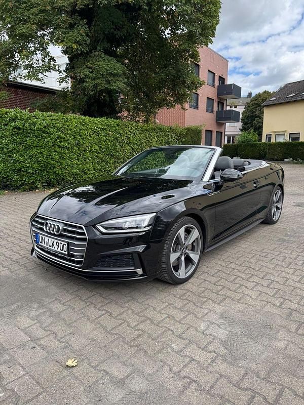 Gebraucht Audi A5 Cabriolet Ambiente 252 PS (185 kW) 2018 Schwarz Cabrio