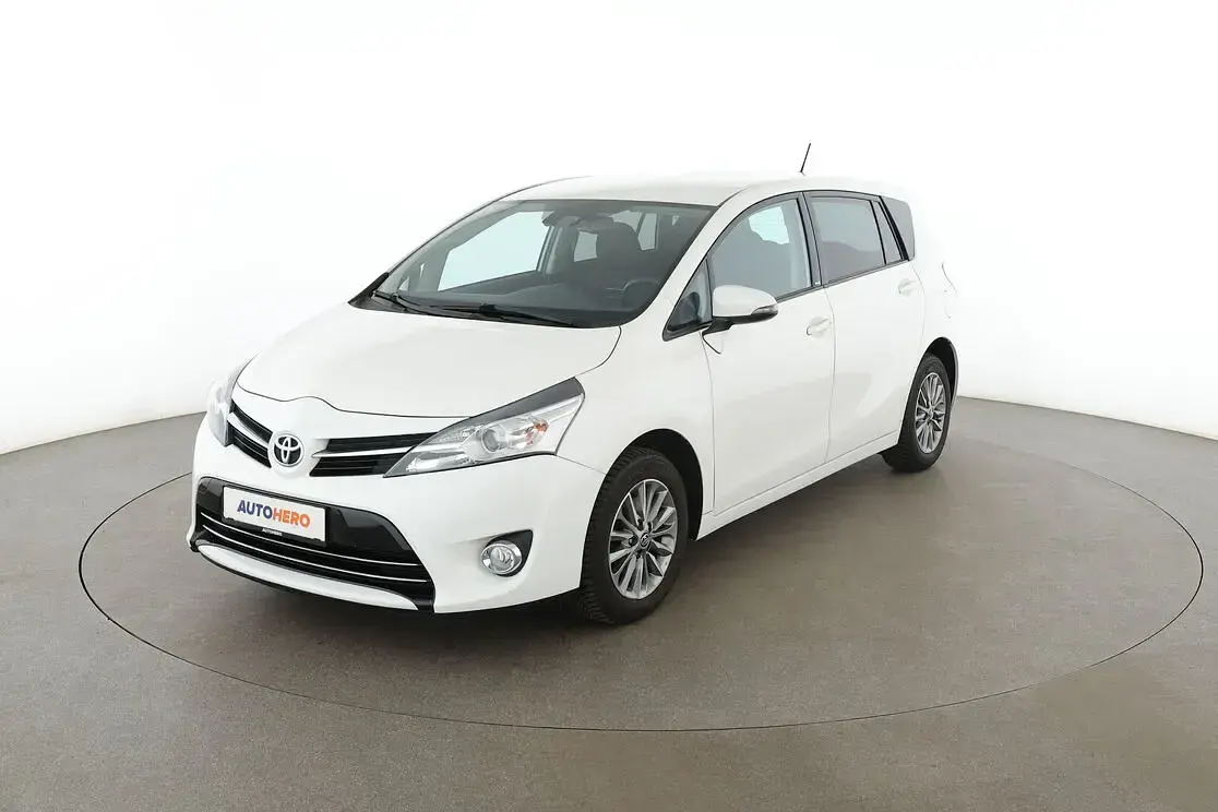 Gebraucht Toyota Verso Edition-S 147 PS (108 kW) 2017 Van / Kleinbus
