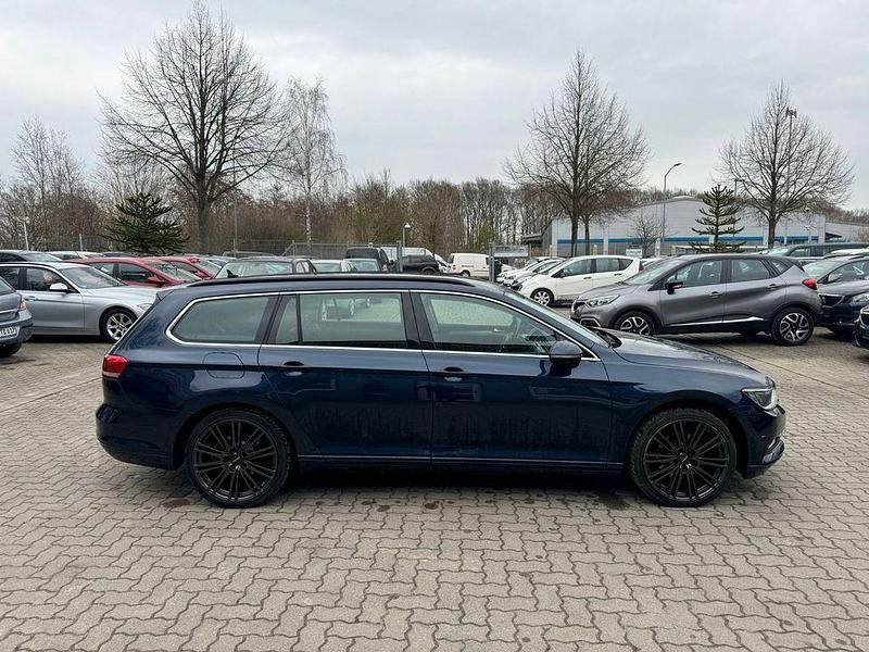 Gebraucht VW Passat 150 PS (110 kW) 2015 Blau Kombi