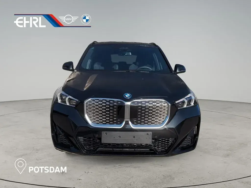 Gebraucht BMW iX1 Luxury Line 150 kW (204 PS) 2026 Schwarz SUV