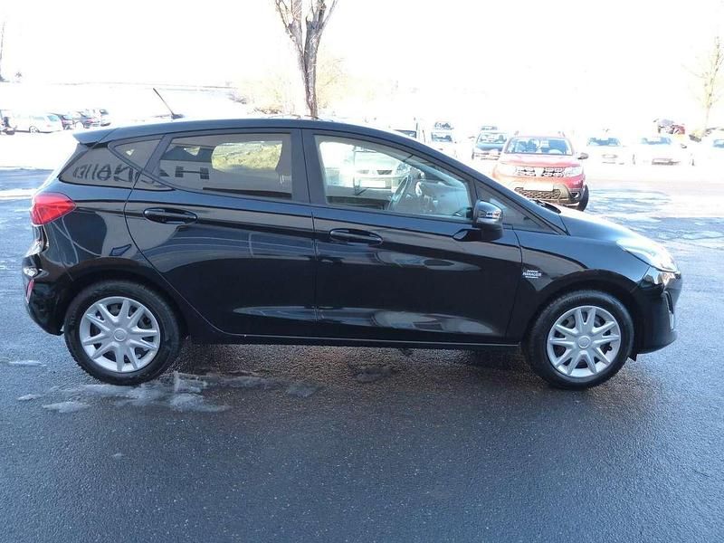 Gebraucht Ford Fiesta Trend 101 PS (74 kW) 2017 Schwarz Limousine