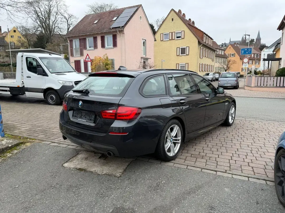 Gebraucht BMW 535 M Sport 313 PS (230 kW) 2013 Grau Kombi