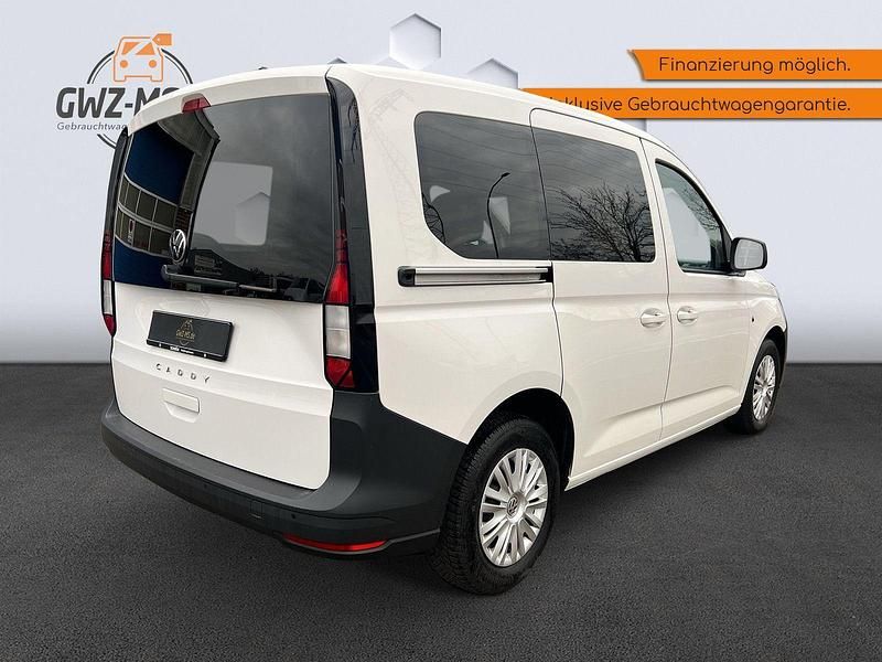 Gebraucht VW Caddy Basis 102 PS (75 kW) 2022 Weiß Van / Kleinbus