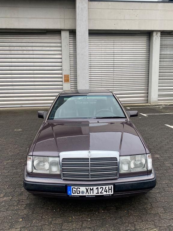 Violet Gebraucht 1991 Mercedes E300 Coupé | 14.500 € - Bild 1/4
