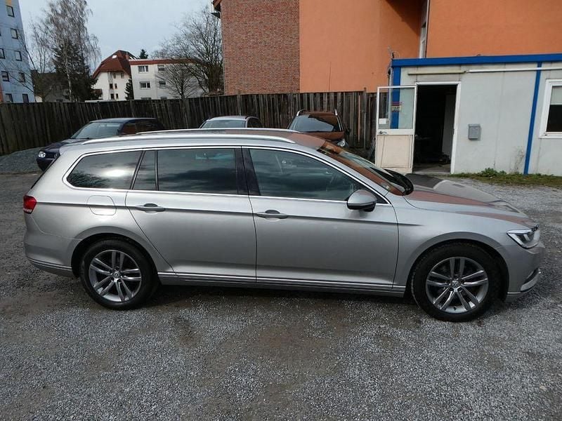 Gebraucht VW Passat Comfortline 150 PS (110 kW) 2017 Silber Limousine