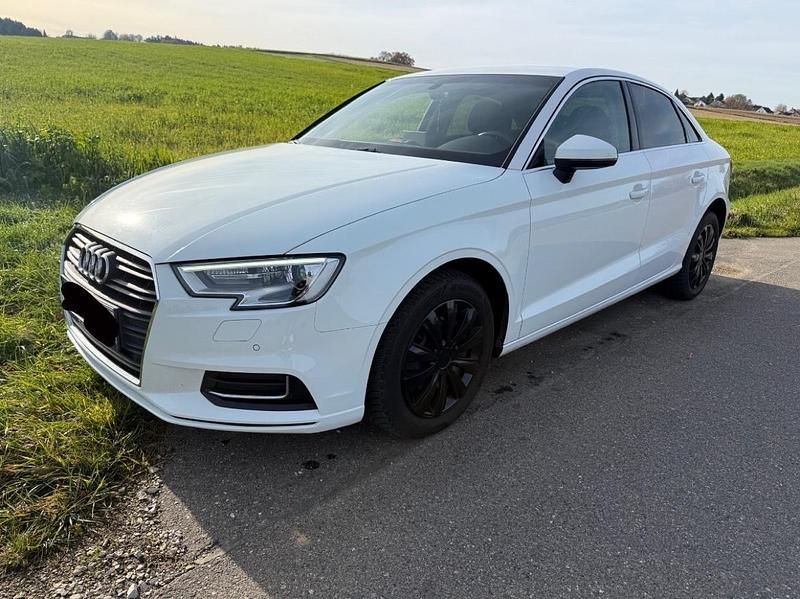 Usata Audi A3 150 CV (110 kW) 2019 Bianco Berlina