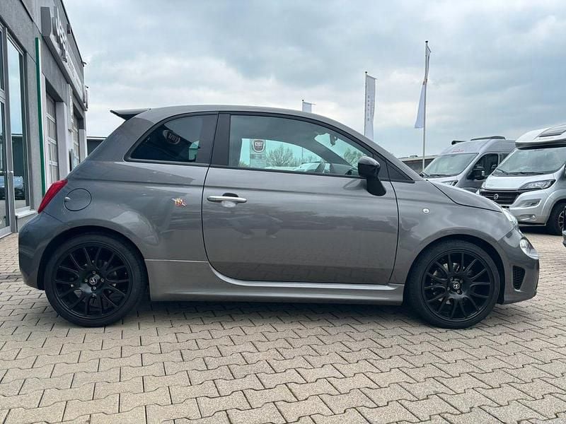 Używany Abarth 595 165 KM (121 kW) 2023 Szary Hatchback