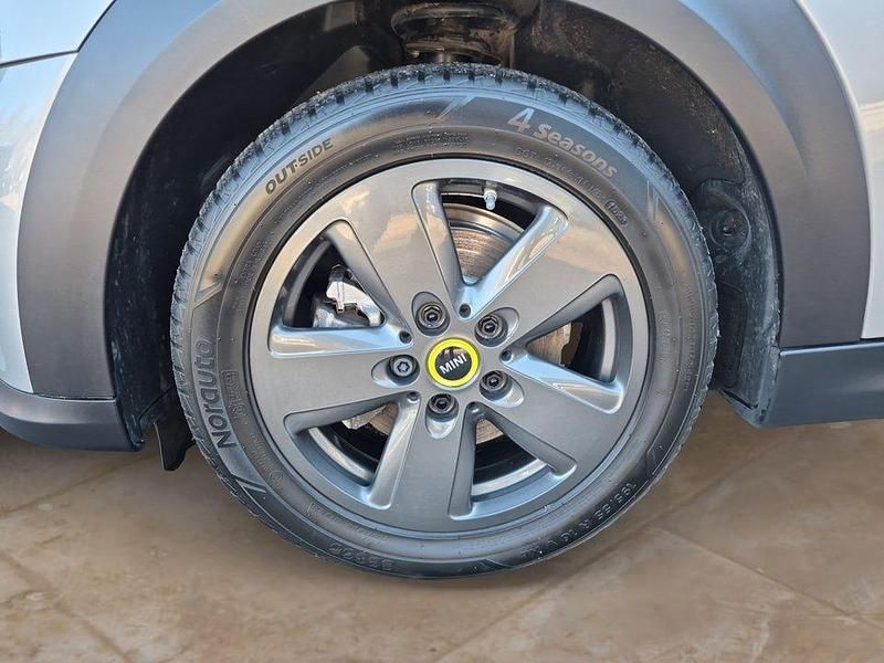 Gebraucht Mini Cooper SE Essential 135 kW (184 PS) 2023 Silber Kleinwagen