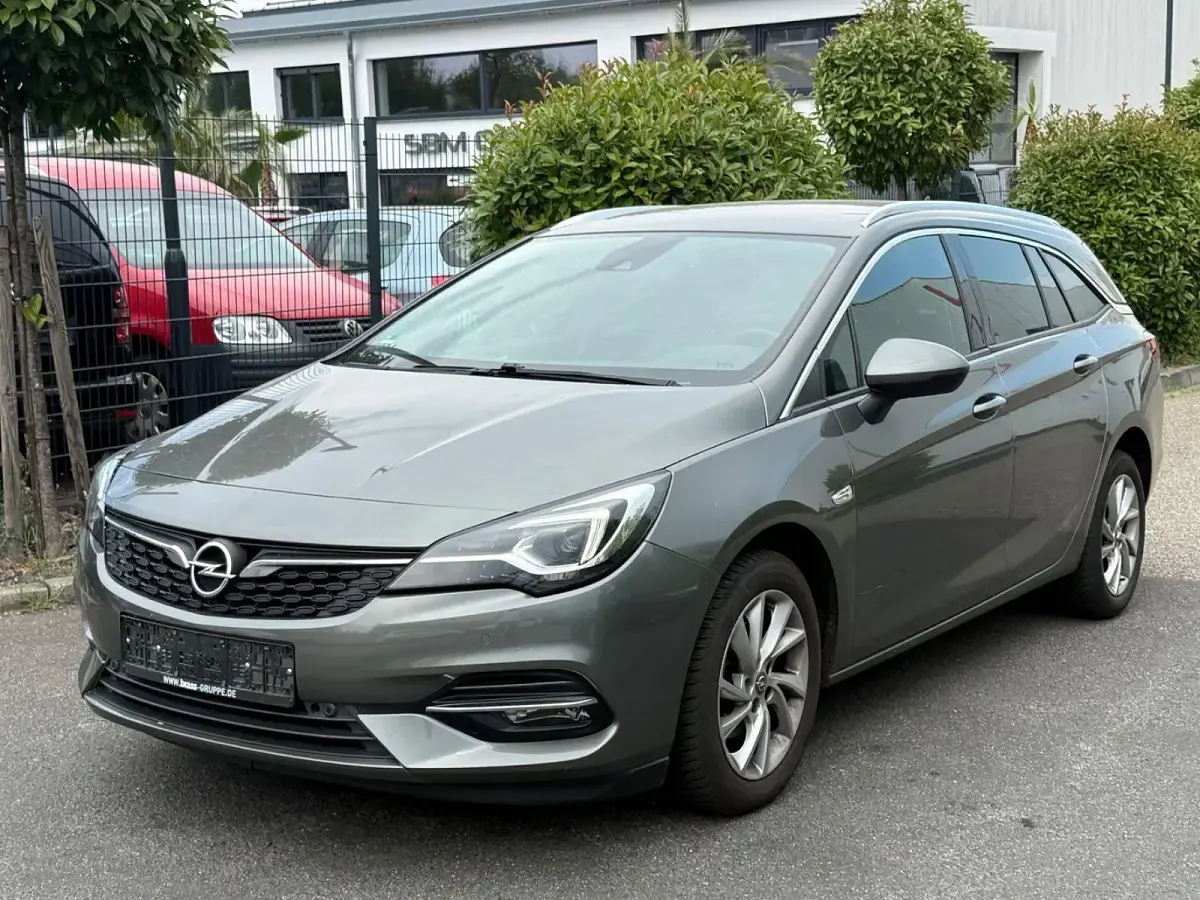 Gebraucht Opel Astra Elegance 131 PS (96 kW) 2020 Grau Kombi