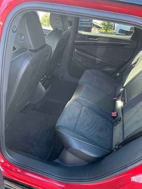 Gebraucht VW ID.7 Pro 210 kW (286 PS) 2025 Rot Kombi