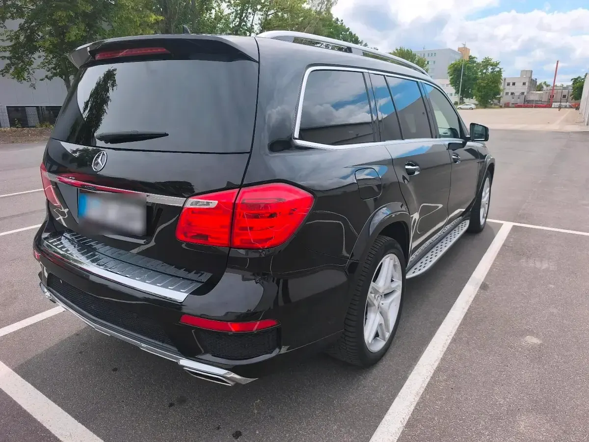 Gebraucht Mercedes GL500 435 PS (319 kW) 2012 Schwarz SUV