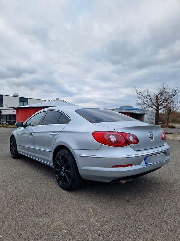 Gebraucht VW CC 140 PS (102 kW) 2009 Grau Limousine