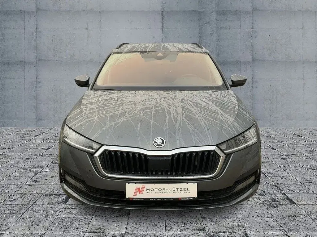 Gebraucht Skoda Octavia Ambition 150 PS (110 kW) 2023 Graphitegrau metallic Kombi