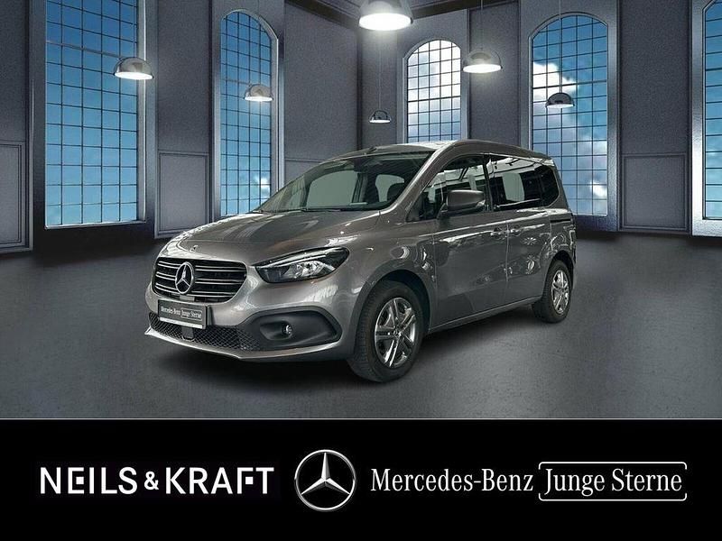 Grau Gebraucht 2023 Mercedes Citan 110 Kombi | 25.780 € (Teuer) - Bild 1/4