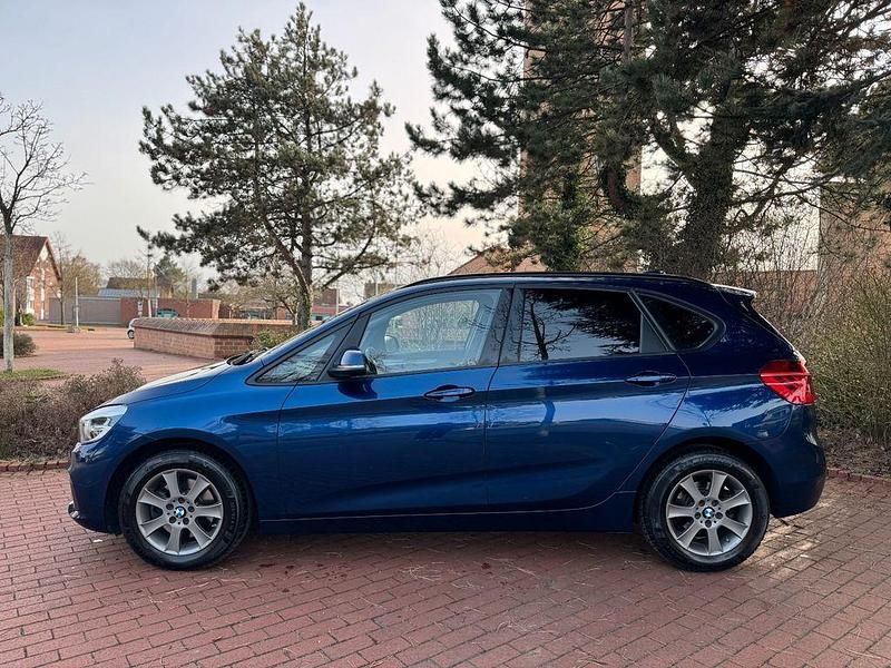 Gebraucht BMW 218 Basis 136 PS (100 kW) 2014 Blau Kombi