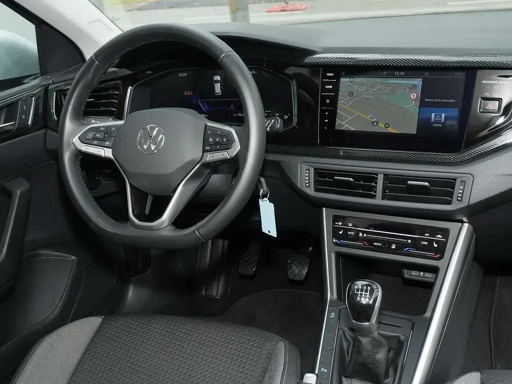 Gebraucht VW Taigo Life 116 PS (85 kW) 2024 Silber SUV