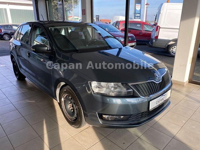Grau Gebraucht 2018 Skoda Rapid Cool Edition Limousine | 9.900 € (Fairer Preis) - Bild 1/4