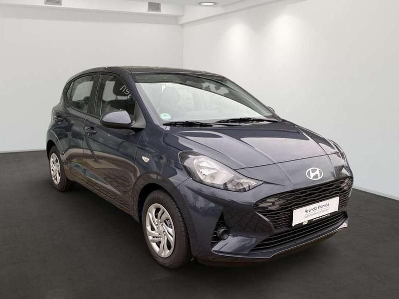 Gebraucht Hyundai i10 Select 63 PS (46 kW) 2024 Aurora grey Kleinwagen