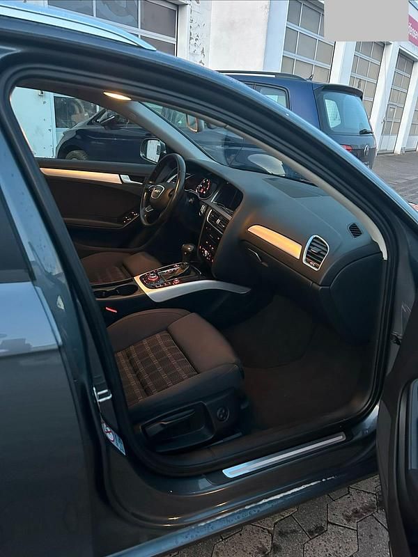 Gebraucht Audi A4 Comfort 204 PS (150 kW) 2013 Grau Kombi