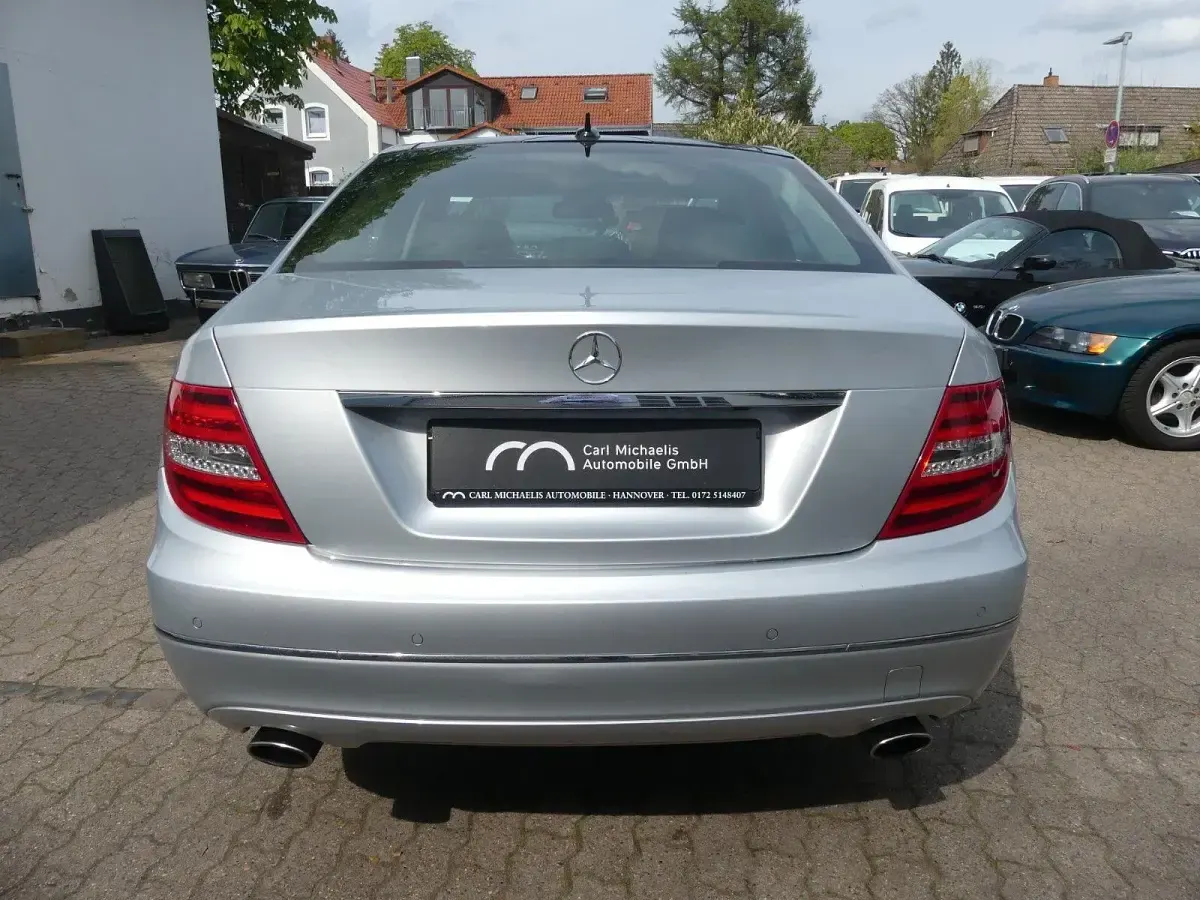 Gebraucht Mercedes C350 AMG 306 PS (225 kW) 2011 Silber Limousine