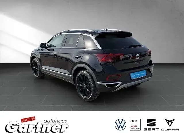 Gebraucht VW T-Roc Style 110 PS (80 kW) 2022 Deep black perleffekt SUV