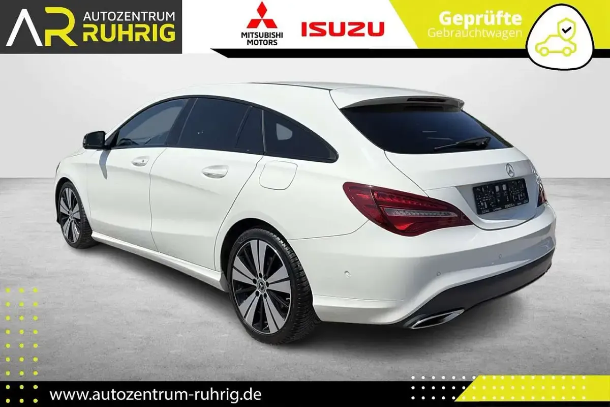 Gebraucht Mercedes CLA220 184 PS (135 kW) 2017 Weiß Coupé