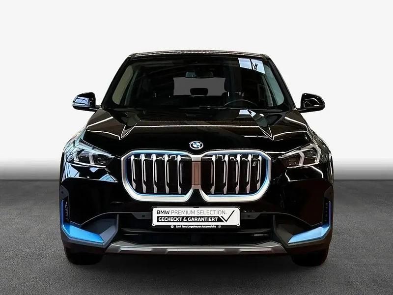 Gebraucht BMW iX1 Performance 230 kW (313 PS) 2023 Schwarz uni SUV