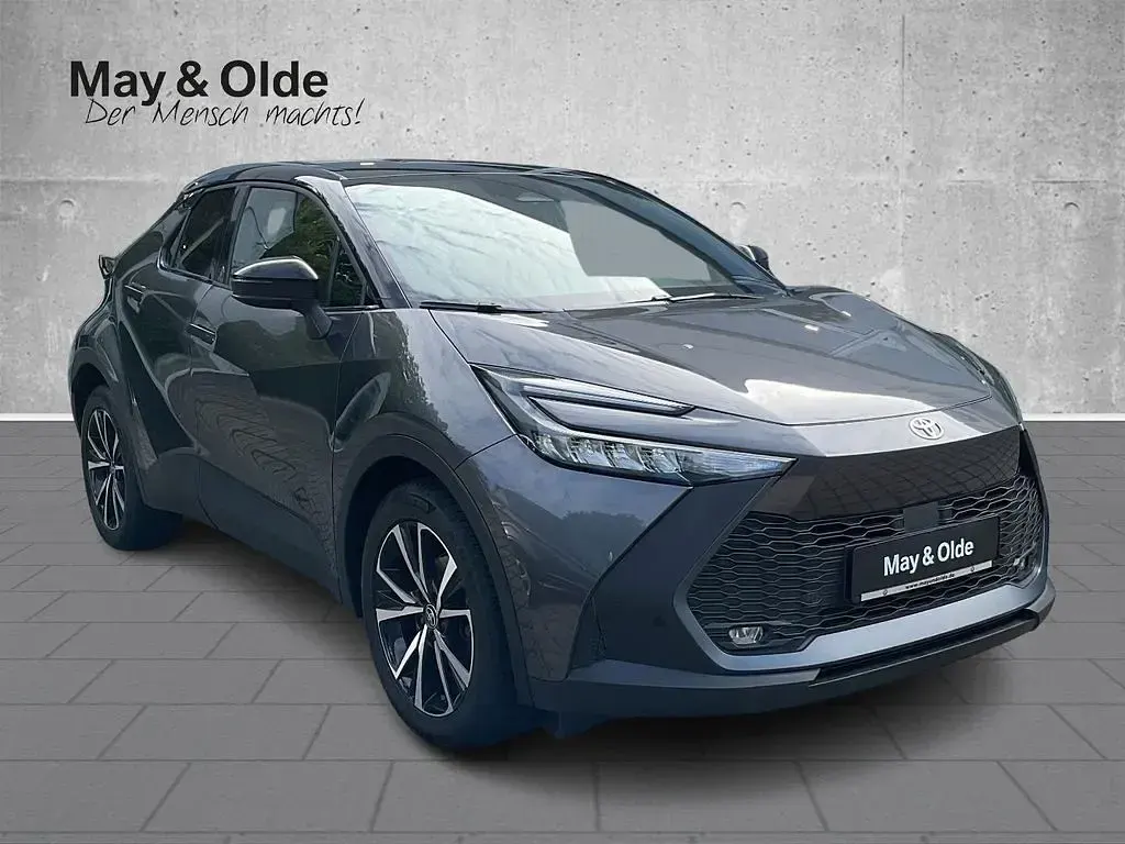 Gebraucht Toyota C-HR Team 197 PS (144 kW) 2024 Grey metallic (1g3)/ black (20 SUV