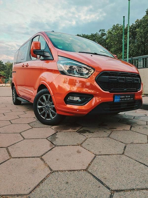 Orange Gebraucht 2021 Ford Tourneo Custom Titanium X Van / Kleinbus | 36.000 € (Guter Preis) - Bild 1/4
