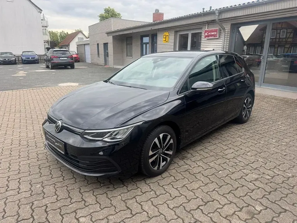 Second-hand VW Golf VII United 150 CP (110 kW) 2021 Negru Hatchback