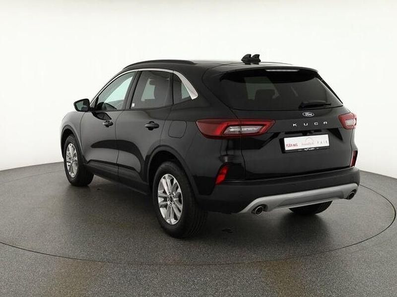 Neu Ford Kuga Titanium 186 PS (136 kW) 2025 Schwarz SUV