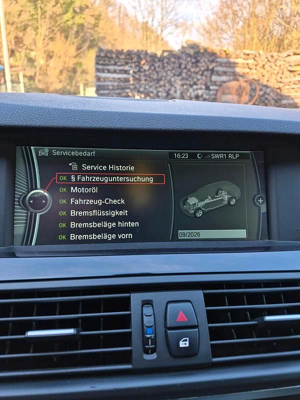 Gebraucht BMW 525 204 PS (150 kW) 2010 Schwarz Kombi