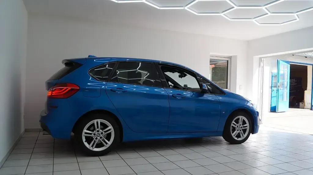 Gebraucht BMW 220 Active Tourer M Sport 190 PS (139 kW) 2016 Estorilblau 2 metallic Van / Kleinbus