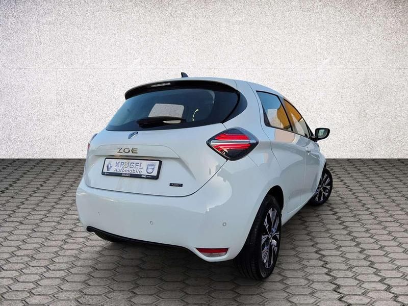 Gebraucht Renault Zoe Evolution 80 kW (109 PS) 2022 Arktisweiß Kleinwagen