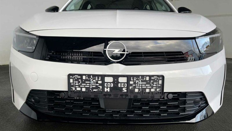 Gebraucht Opel Corsa Edition 101 PS (74 kW) 2024 Weiss / arktisweiss Kleinwagen