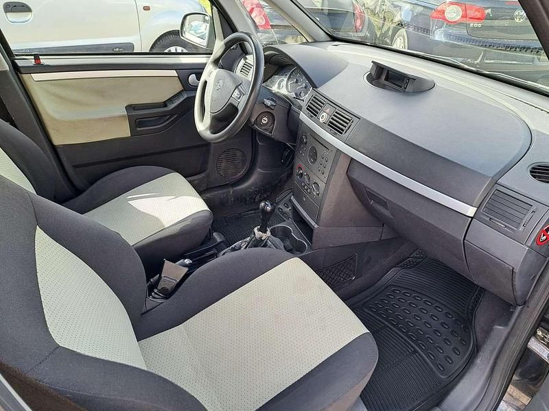 Gebraucht Opel Meriva 87 PS (63 kW) 2003 Schwarz Van / Kleinbus