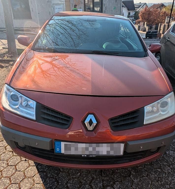 Gebraucht Renault Mégane Cabriolet Dynamique 135 PS (99 kW) 2007 Rot Cabrio