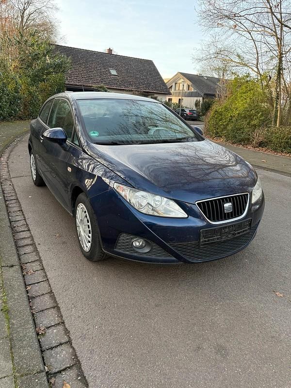 Blau Gebraucht 2009 Seat Ibiza Limousine | 2.499 € (Guter Preis) - Bild 1/4