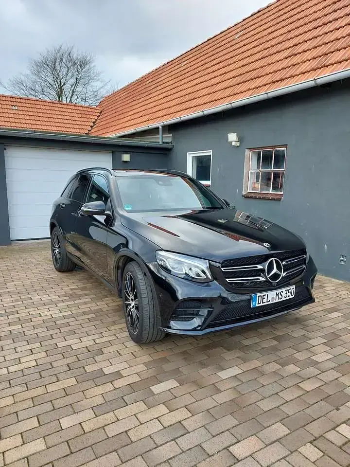 Gebraucht Mercedes GLC250 211 PS (155 kW) 2018 Schwarz SUV