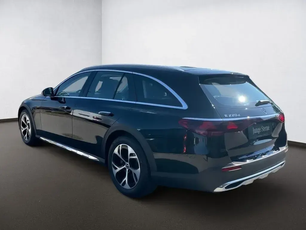 Gebraucht Mercedes 220 197 PS (144 kW) 2025 Metalliclack obsidianschwarz (metallic) Kombi