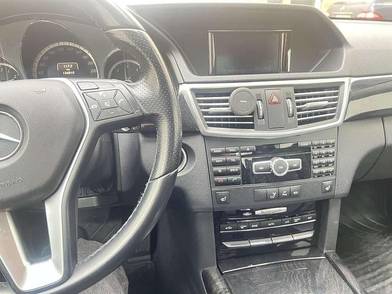 Gebraucht Mercedes E220 170 PS (125 kW) 2012 Grau Limousine