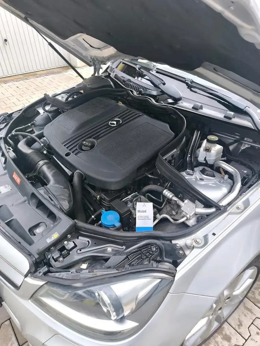 Gebraucht Mercedes C220 170 PS (125 kW) 2012 Silber Coupé