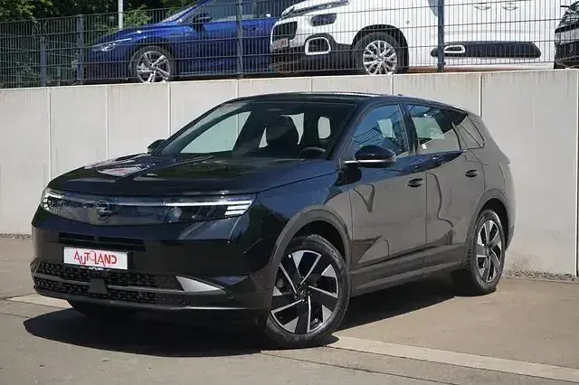 Neu Opel Grandland X 145 PS (106 kW) 2026 Grau SUV