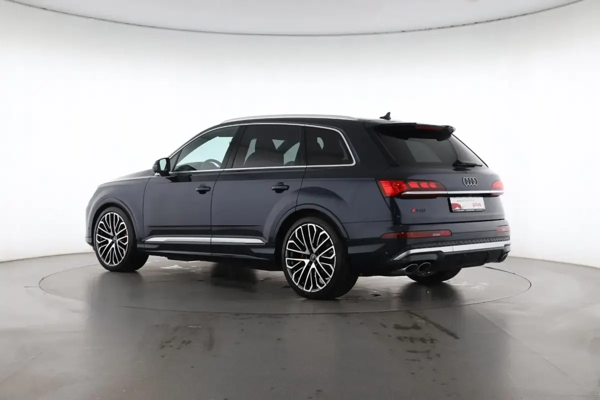 Gebraucht Audi SQ7 Ambiente 507 PS (372 kW) 2025 Waitomoblau metallic SUV