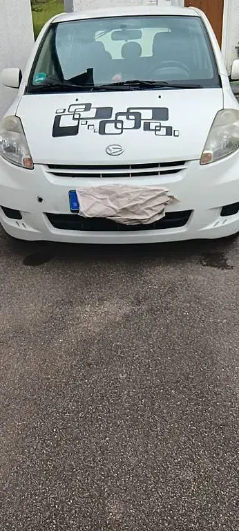 Gebraucht Daihatsu Sirion 69 PS (50 kW) 2009 Weiß Kleinwagen