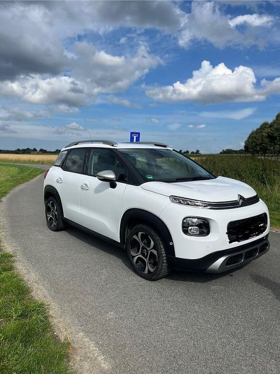 Weiß Gebraucht 2018 Citroën C3 Aircross PureTech SUV | 9.700 € (Guter Preis) - Bild 1/4